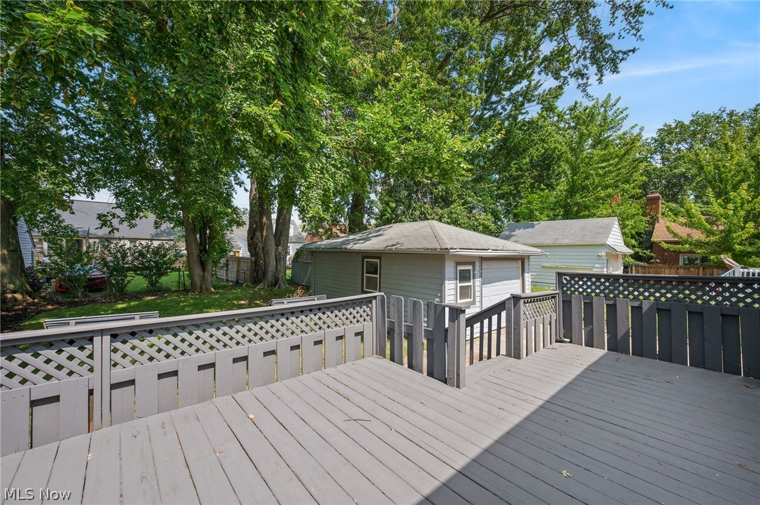 25521 Zeman Avenue Property Photo 10