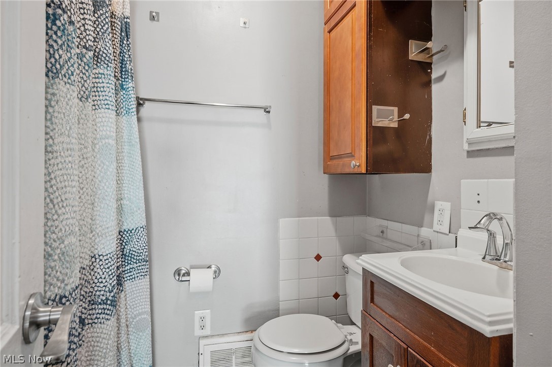 25521 Zeman Avenue Property Photo 20