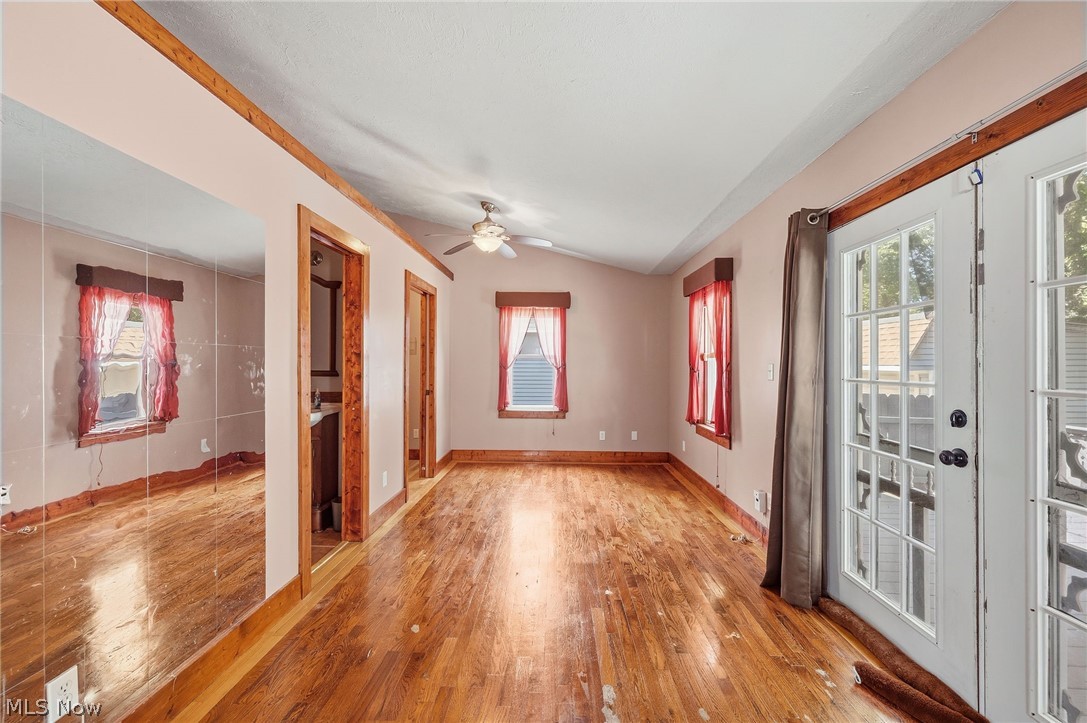 25521 Zeman Avenue Property Photo 25