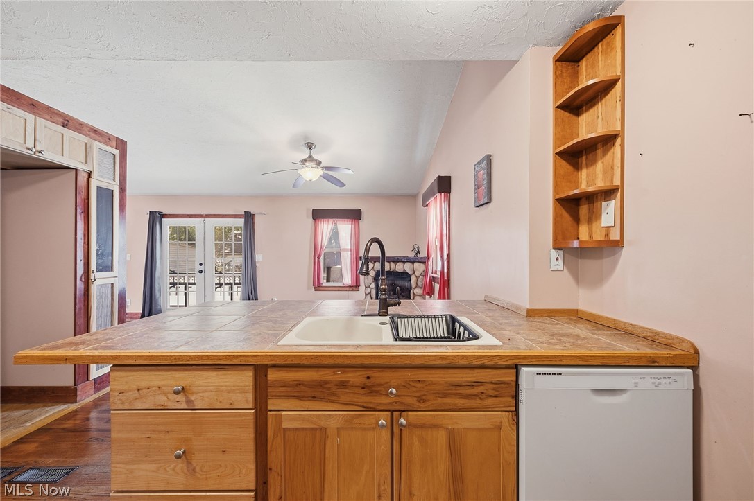 25521 Zeman Avenue Property Photo 31