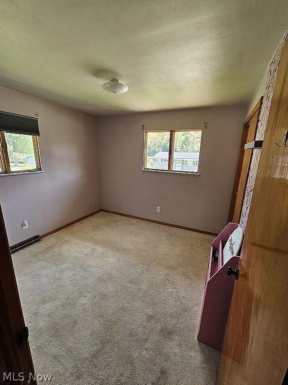 608 E Fernwood Drive Property Photo 4