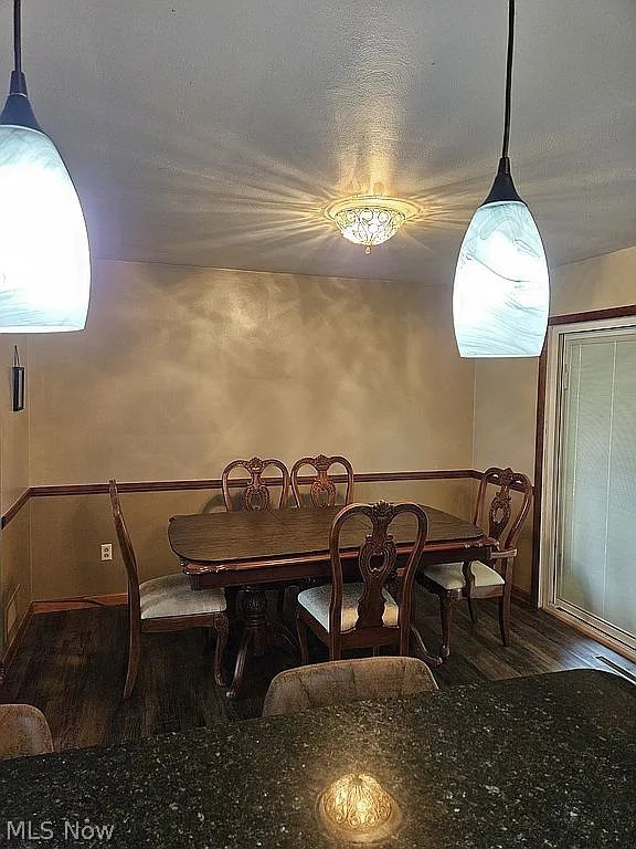 608 E Fernwood Drive Property Photo 7