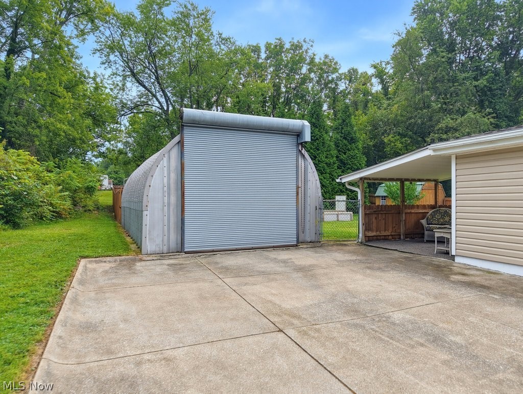 2195 Par Drive Property Photo 8
