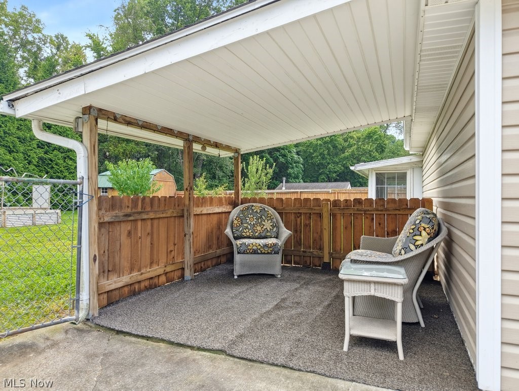 2195 Par Drive Property Photo 9