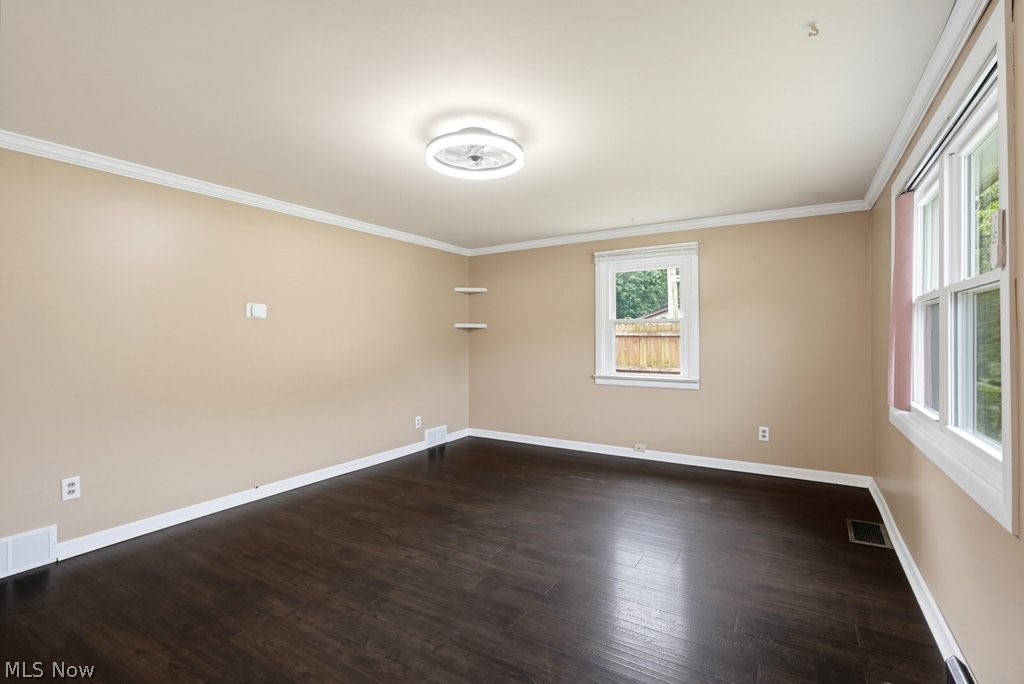 2195 Par Drive Property Photo 13
