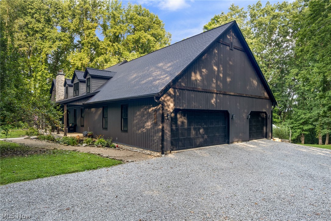 2119 Johns Road Property Photo 2