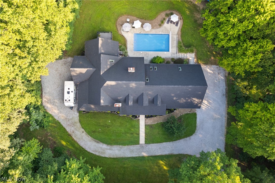 2119 Johns Road Property Photo 4