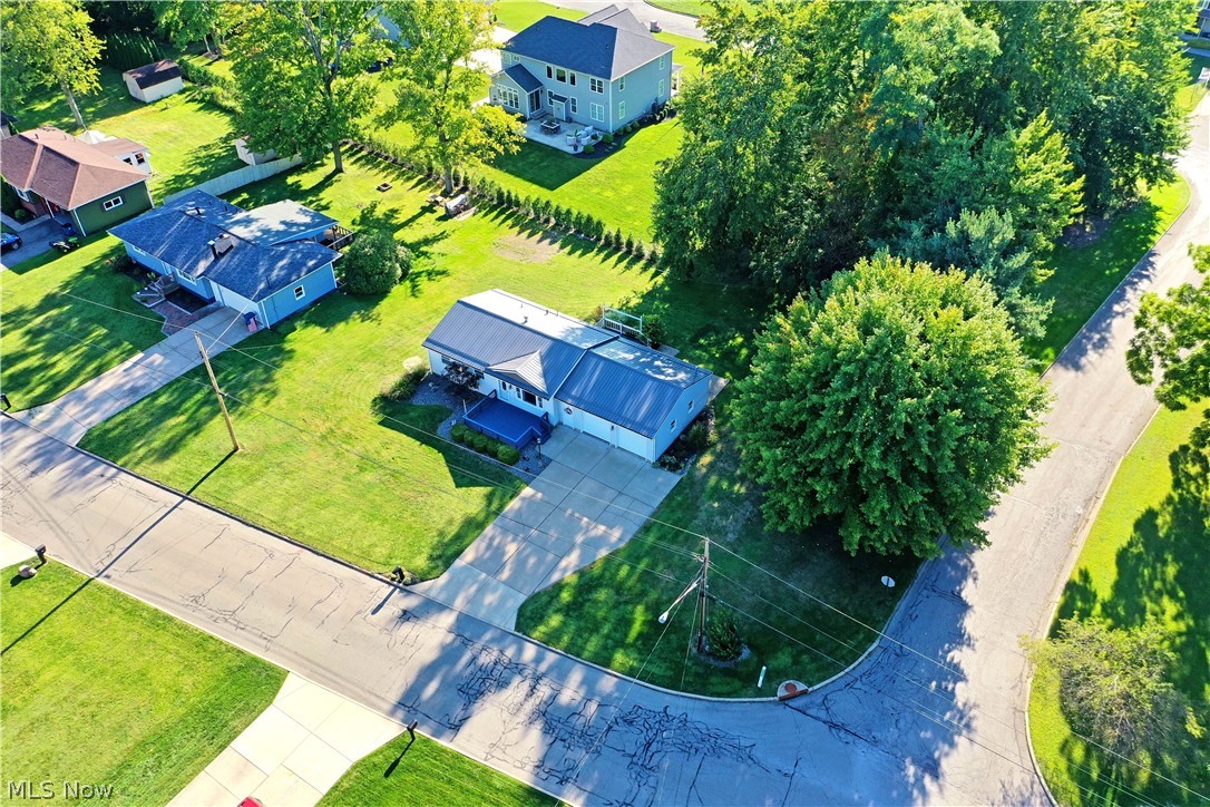 602 Cedar Drive Property Photo 4
