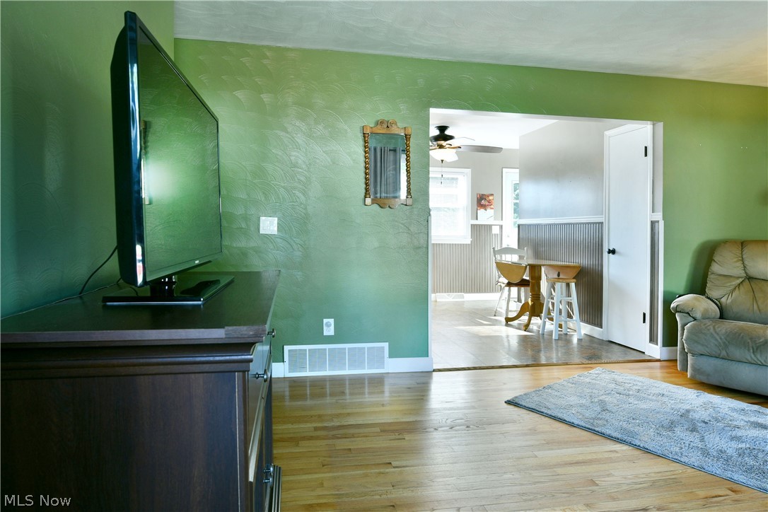 602 Cedar Drive Property Photo 6