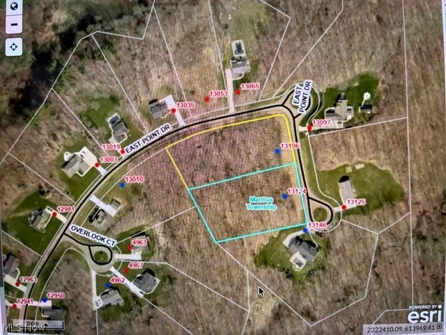 13124 E Point Drive Property Photo 3