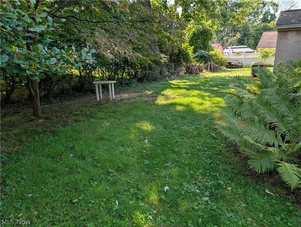 647 Longmere Drive Property Photo 17