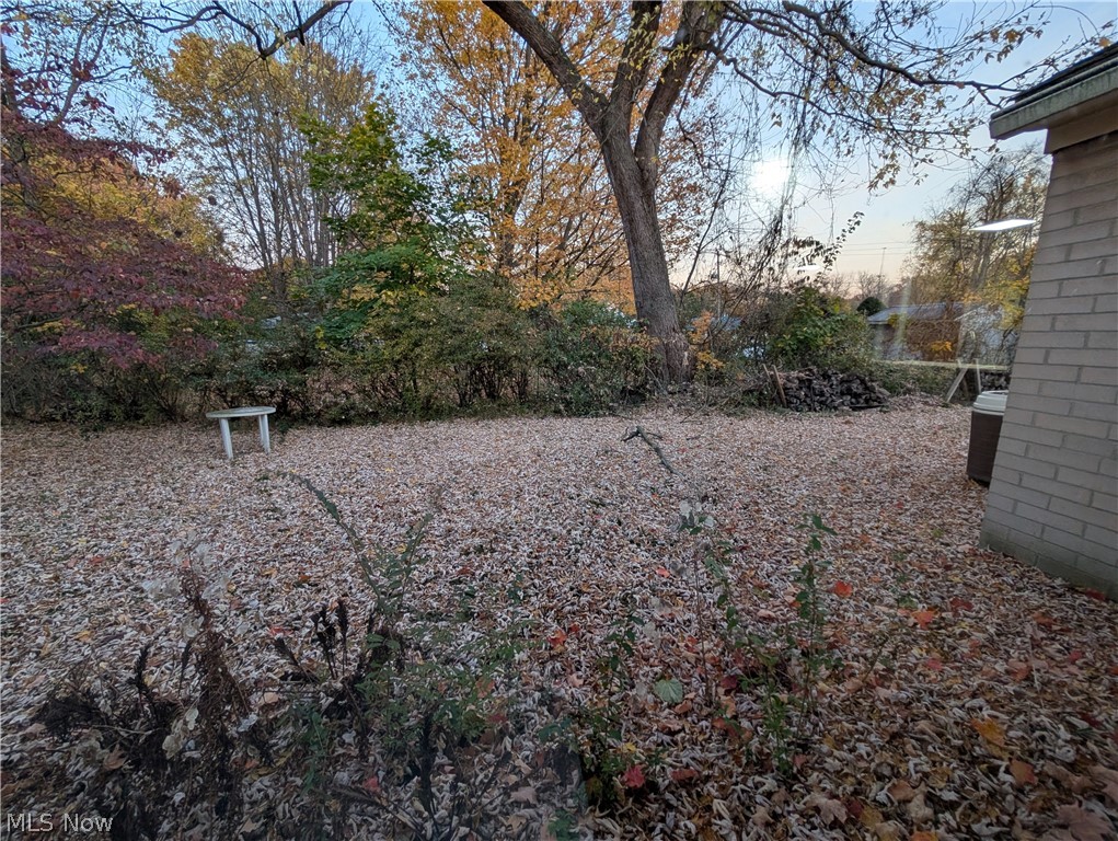 647 Longmere Drive Property Photo 20
