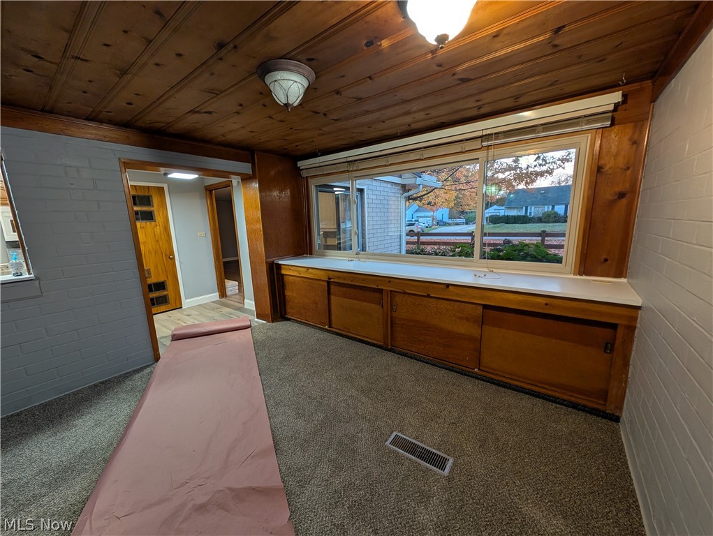 647 Longmere Drive Property Photo 27