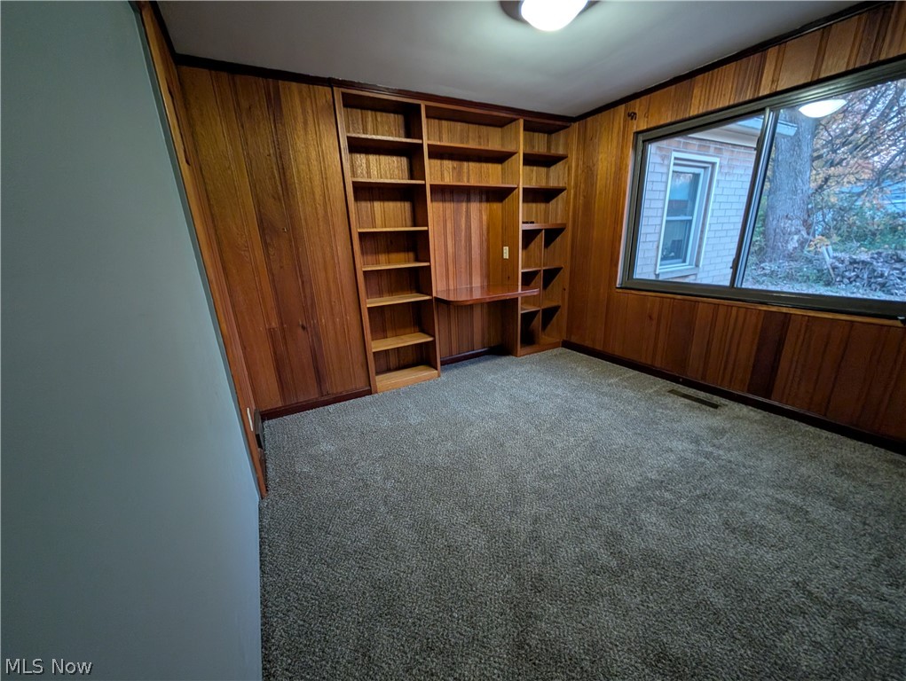 647 Longmere Drive Property Photo 36