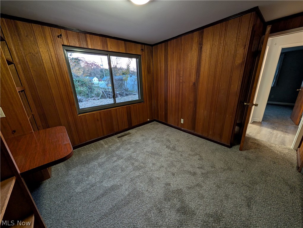 647 Longmere Drive Property Photo 37