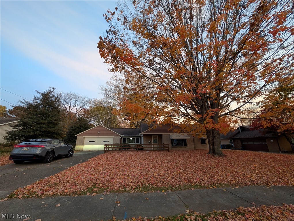 647 Longmere Drive Property Photo 47
