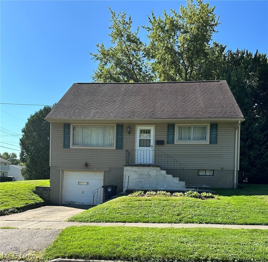 2424 Cooledge Avenue Property Photo 1