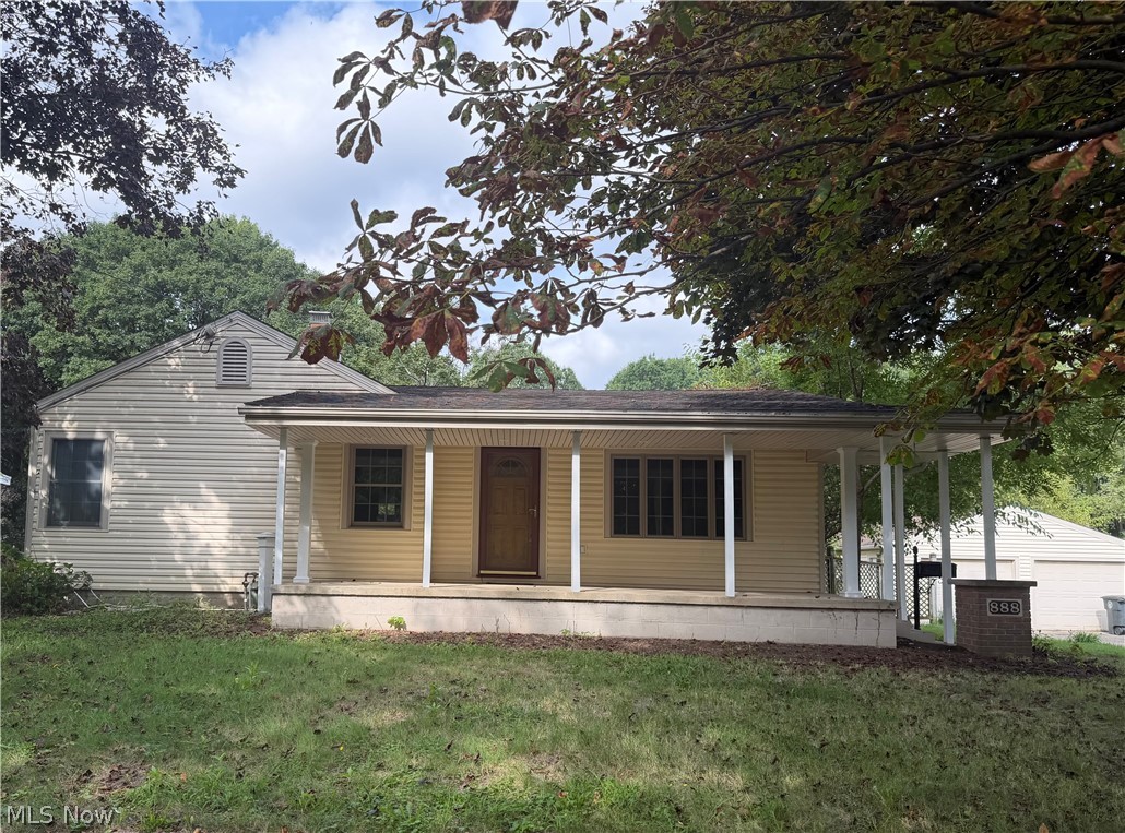 888 Danmead Avenue Property Photo 2