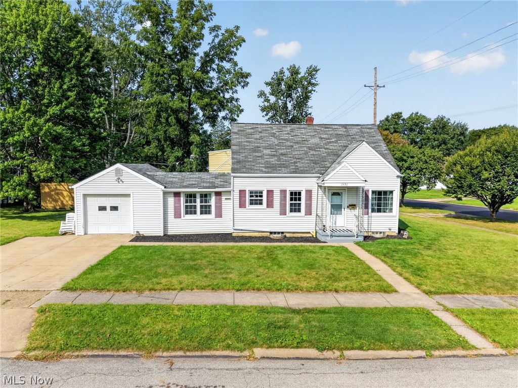 2492 24th Street Property Photo 1
