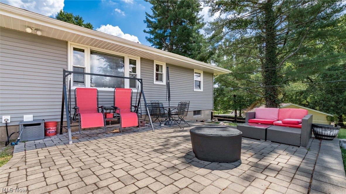 103 Downing Property Photo 3