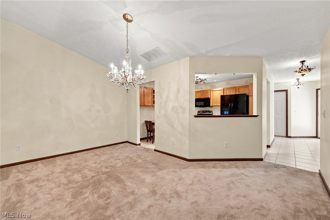 37 Community Drive Property Photo 12