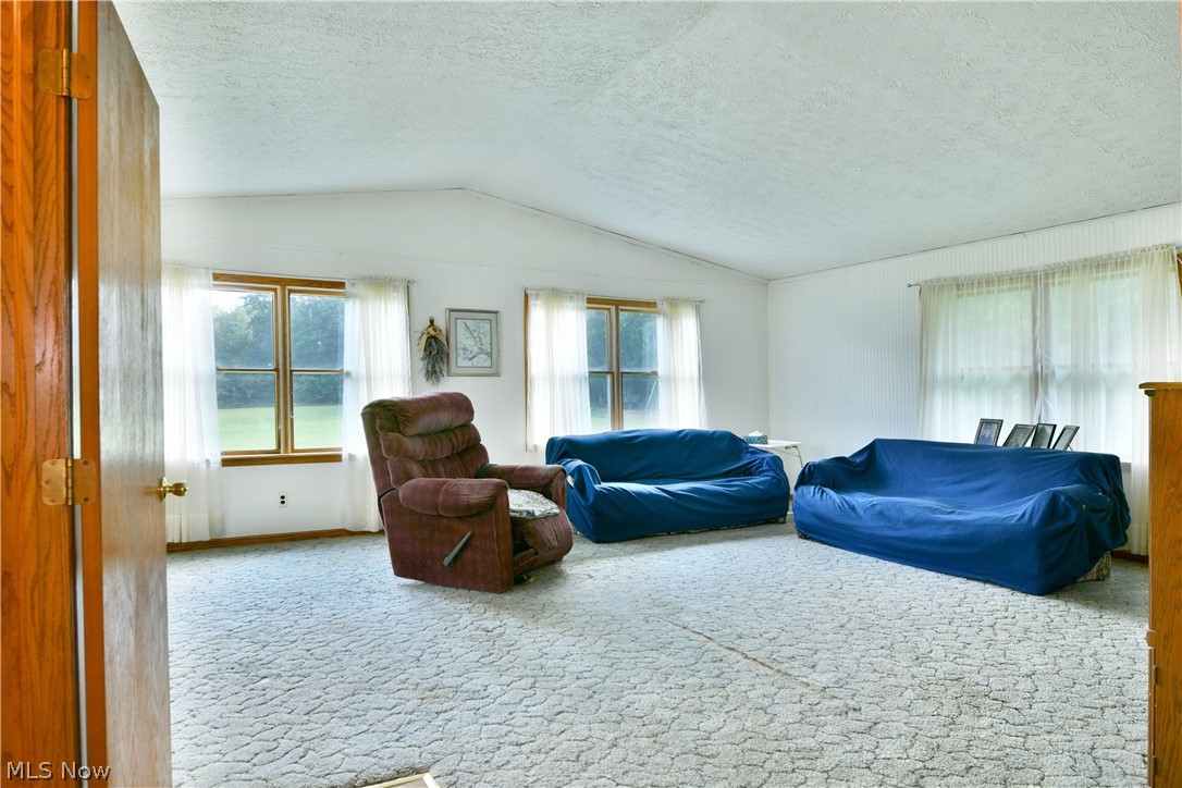 17285 Mock Road Property Photo 9