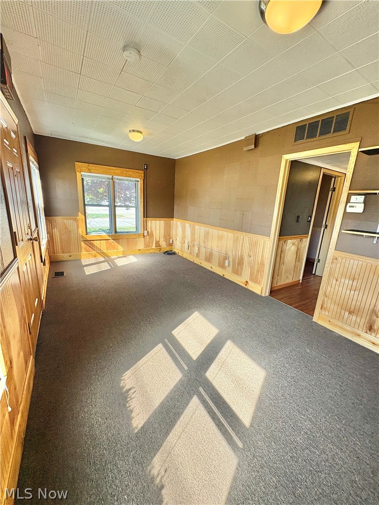 5255 State Road Property Photo 2