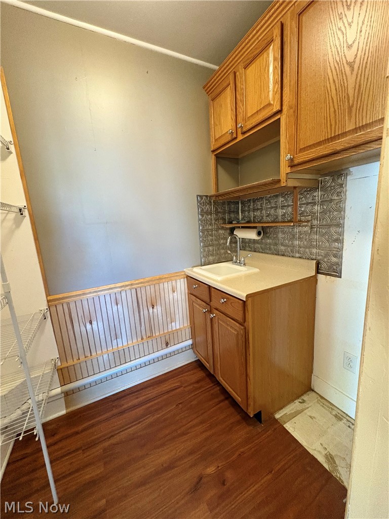 5255 State Road Property Photo 5
