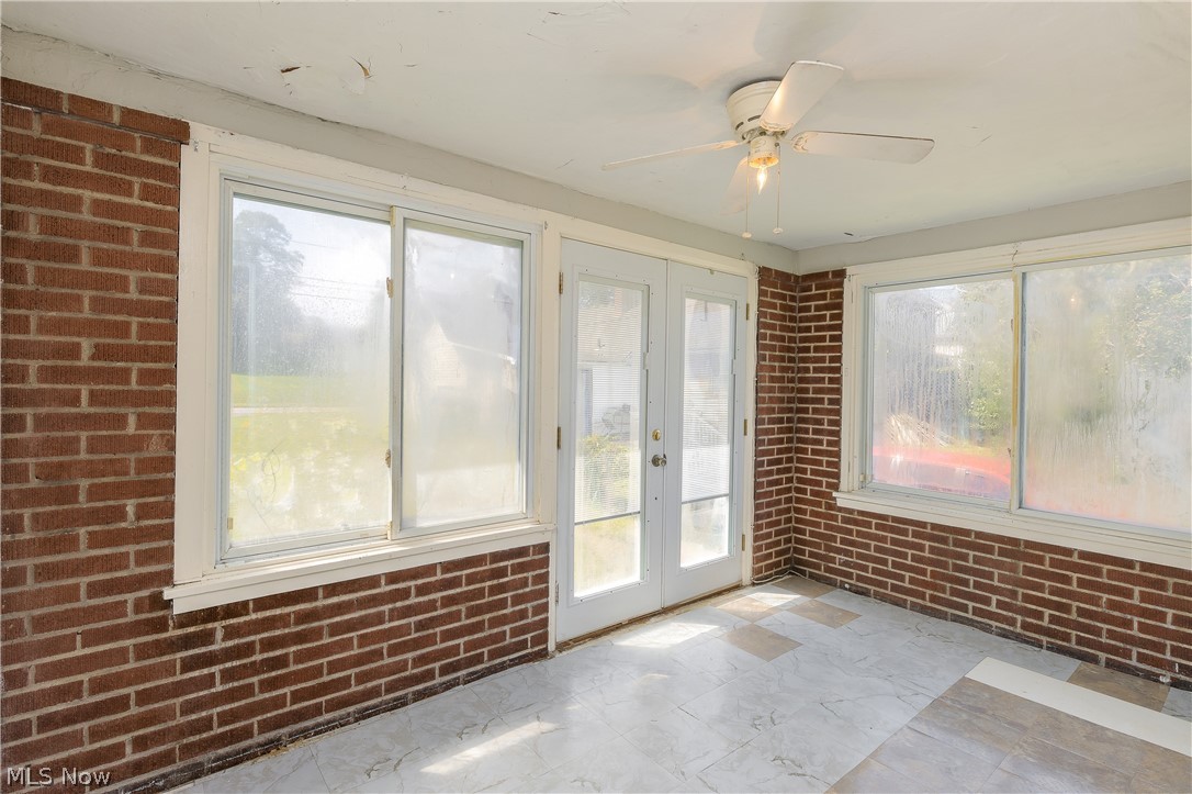 439 W Main Street Property Photo 10