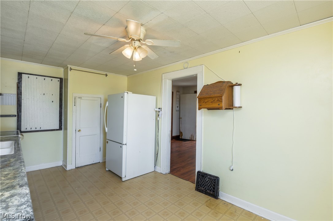 439 W Main Street Property Photo 16