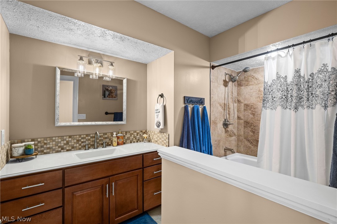 3716 Hanlin Way Property Photo 16