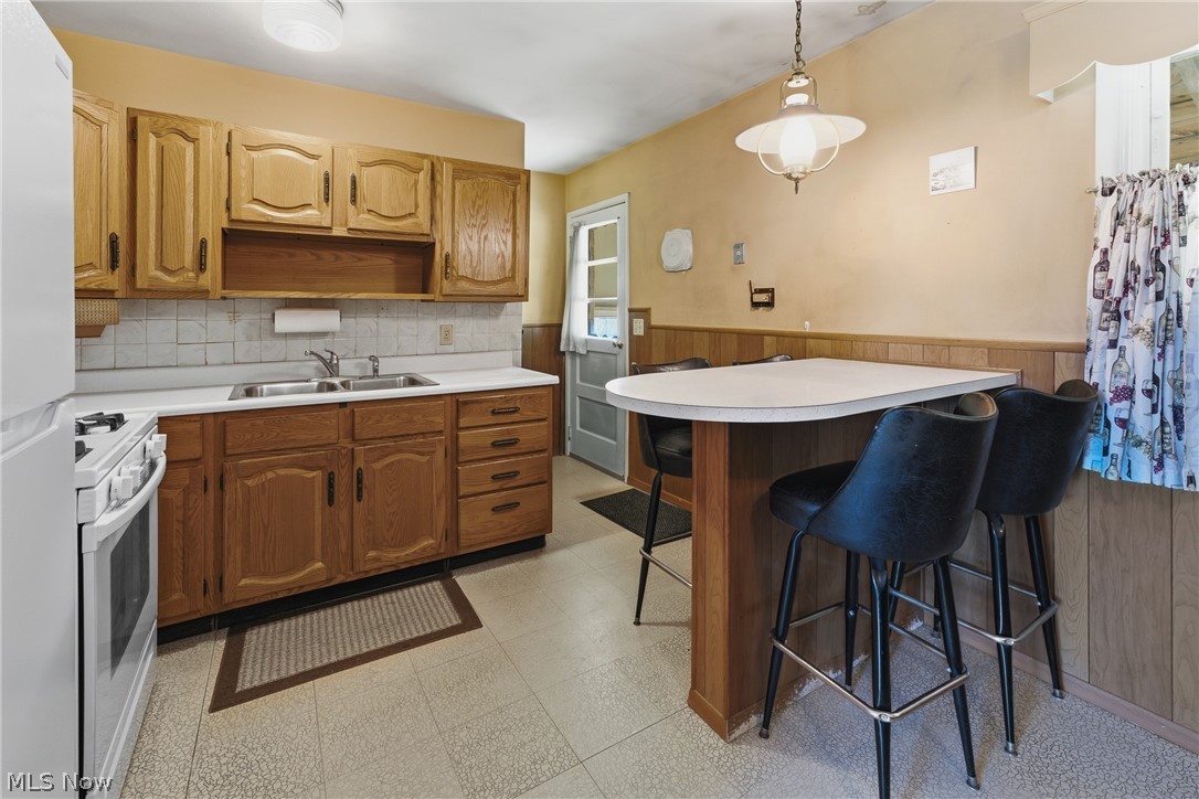 2425 Regentview Street Ne Property Photo 12