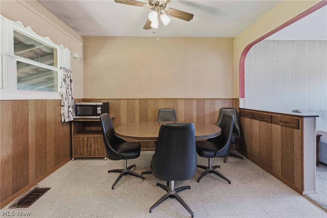 2425 Regentview Street Ne Property Photo 16