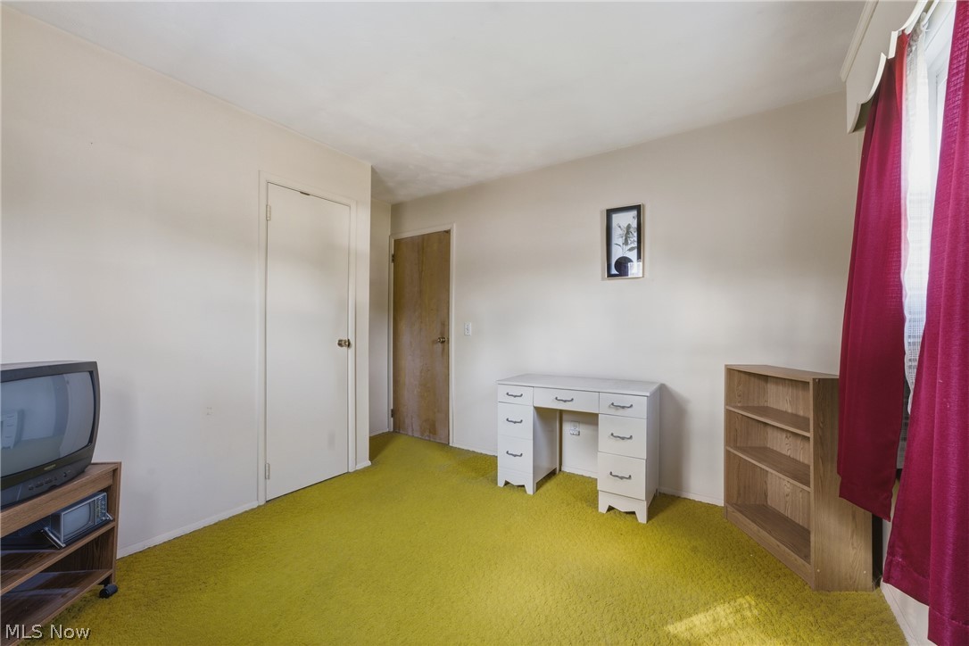 2425 Regentview Street Ne Property Photo 21