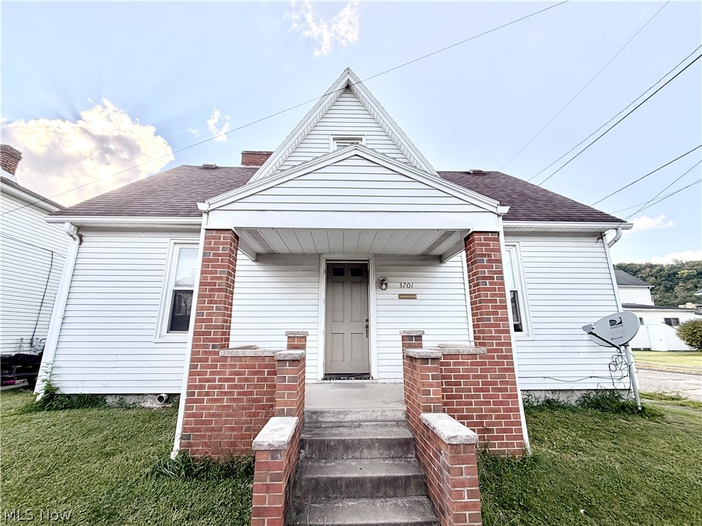 3701 Lincoln Avenue Property Photo 1