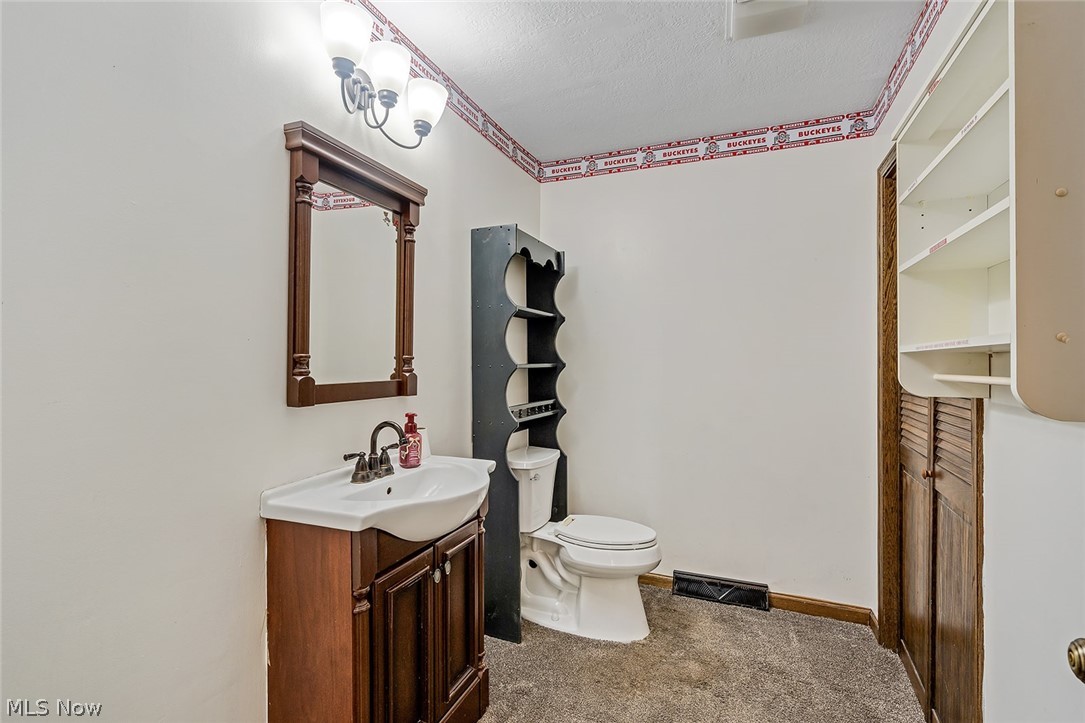 4468 Devonshire Drive C Property Photo 13