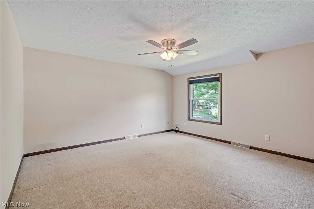 4468 Devonshire Drive C Property Photo 16