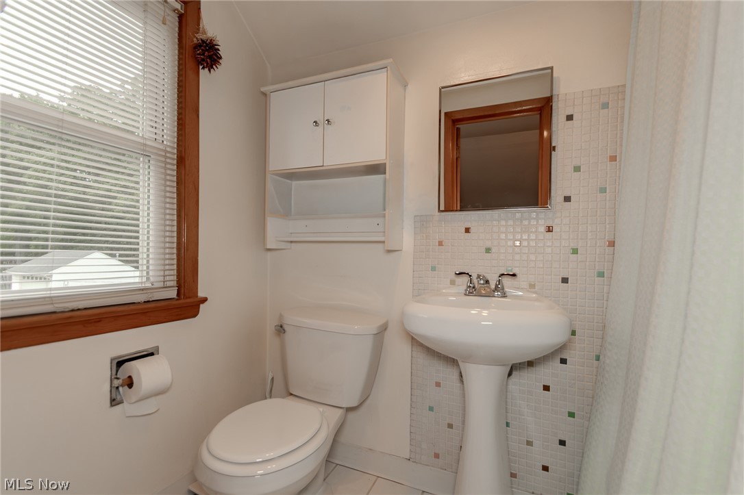 891 Roland Road Property Photo 29