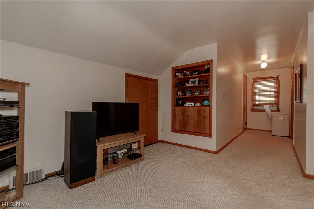 891 Roland Road Property Photo 33