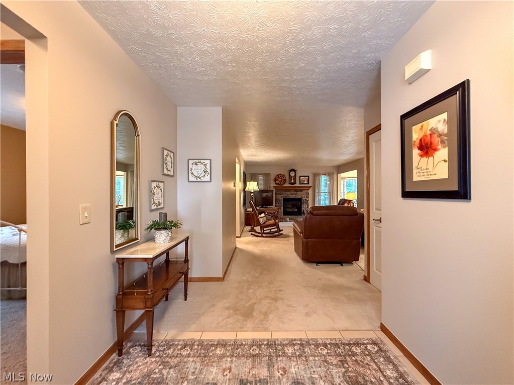 100 Pondview Circle Property Photo 3