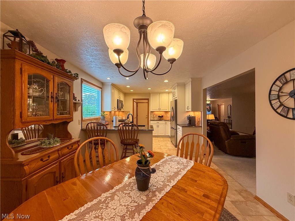 100 Pondview Circle Property Photo 10