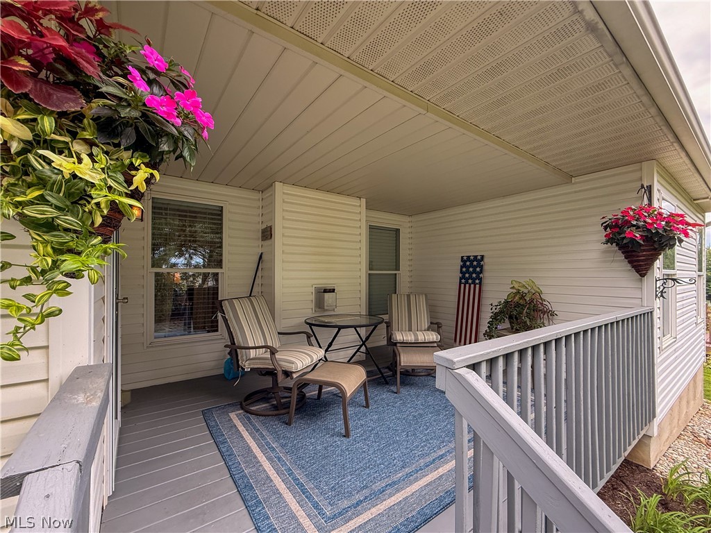 100 Pondview Circle Property Photo 24