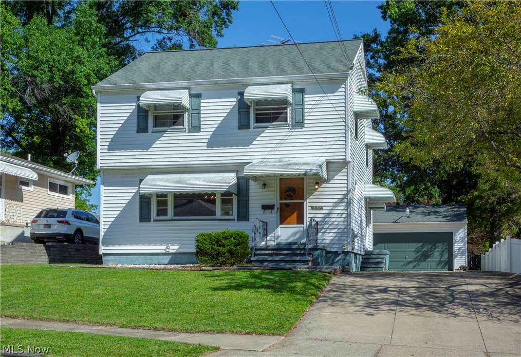 1553 Onondago Avenue Property Photo 1