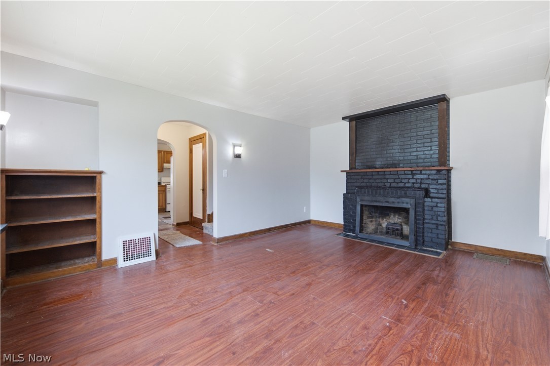 2507 Conrad Avenue Property Photo 4