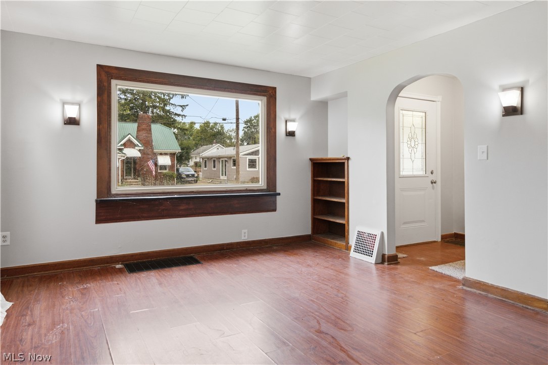 2507 Conrad Avenue Property Photo 6