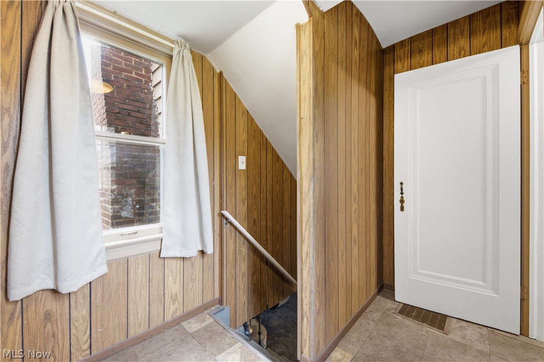 2507 Conrad Avenue Property Photo 17
