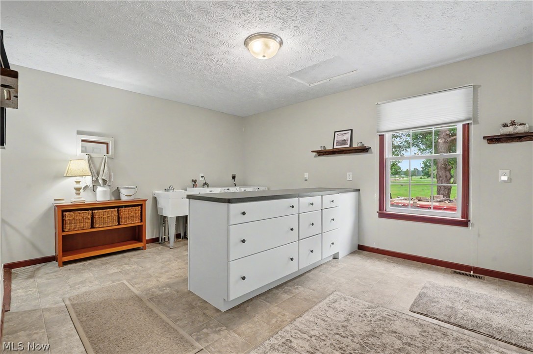 18574 State Route 57 Property Photo 33