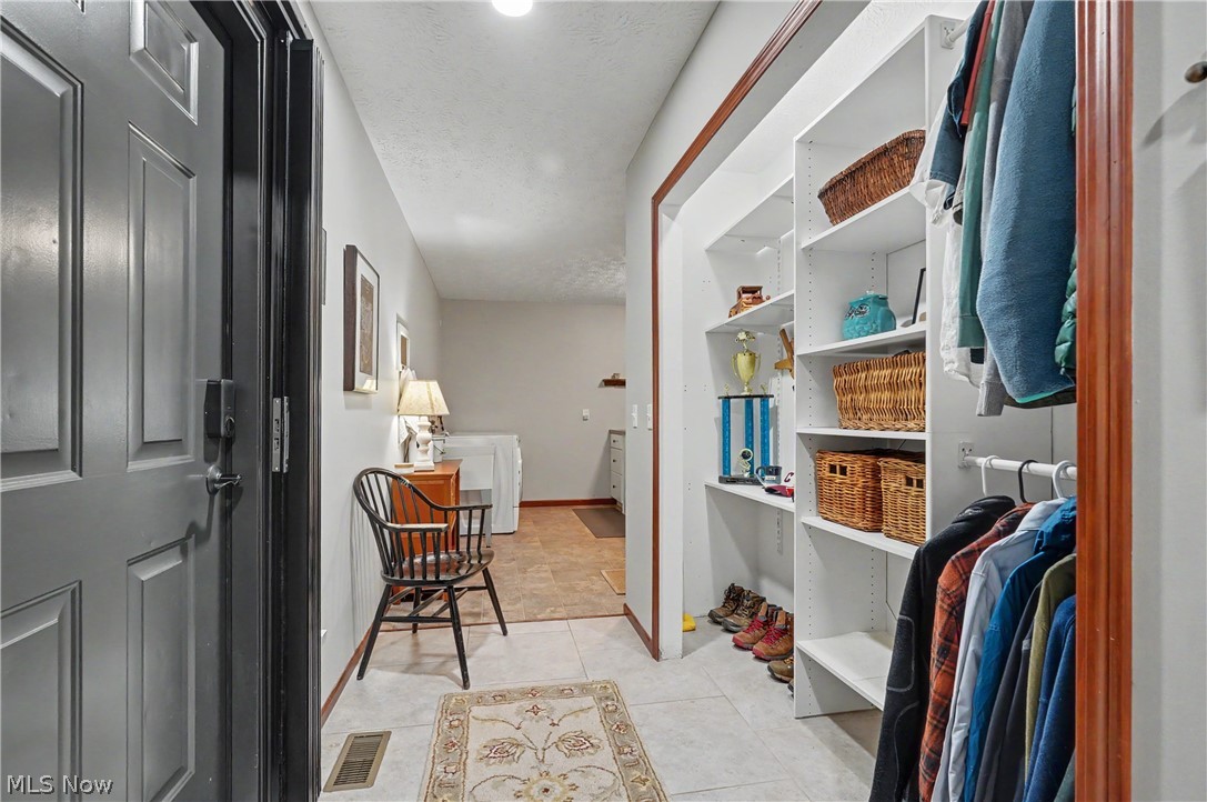 18574 State Route 57 Property Photo 35
