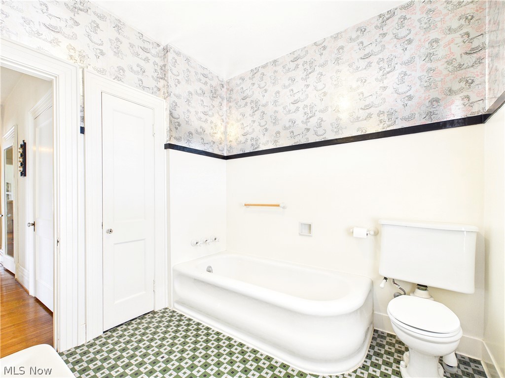 1007 Campus Drive Property Photo 25