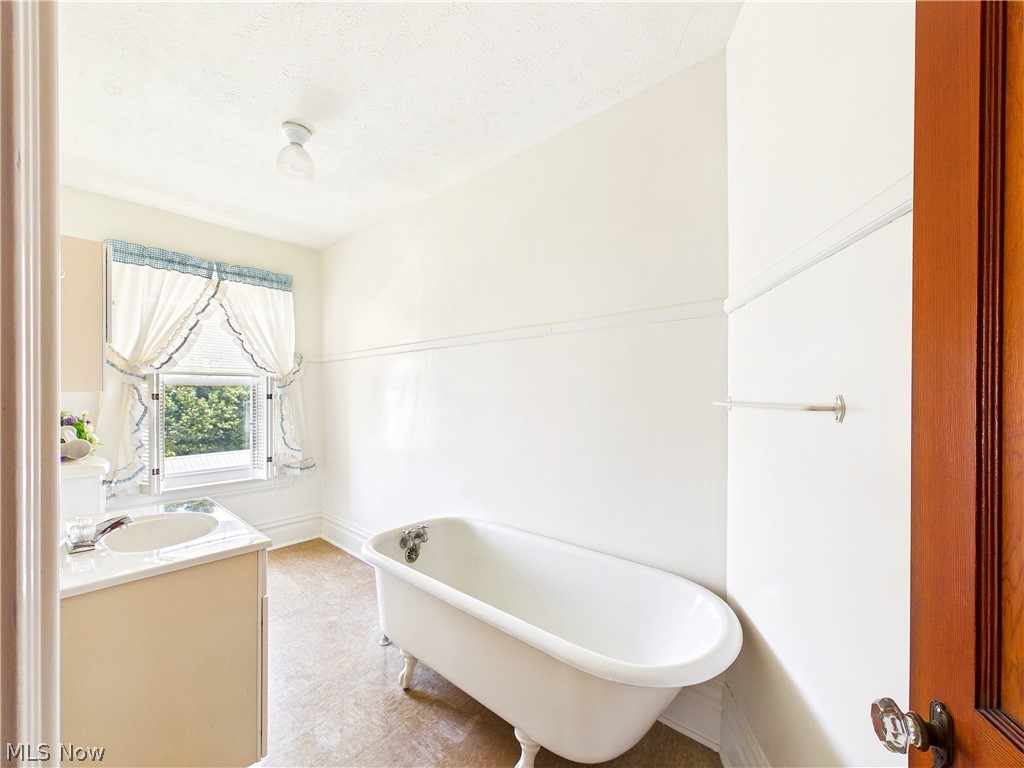 1007 Campus Drive Property Photo 39